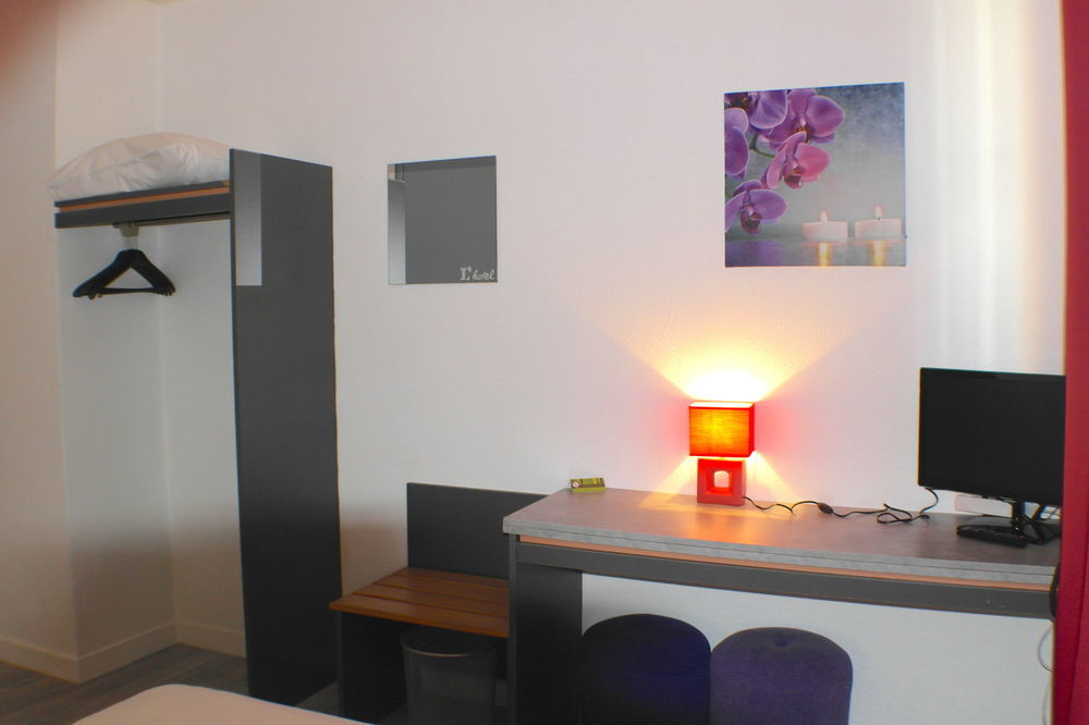 L'Hotel Du Marais Romilly Centre Esterno foto