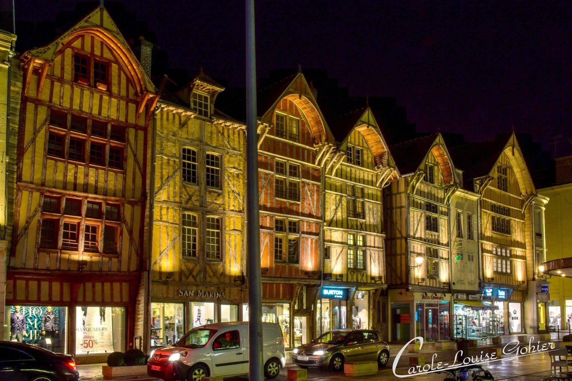 L'Hotel Du Marais Romilly Centre Esterno foto